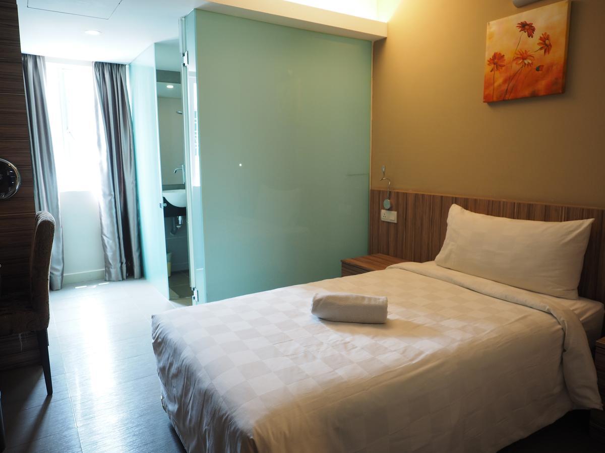 Mornington Hotel Medan Ипох Экстерьер фото